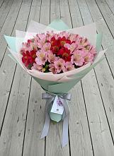 Букет цветов из:  Альстромерии в Бире