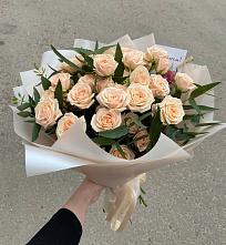 Букет Кремовые розы Латте в Бире