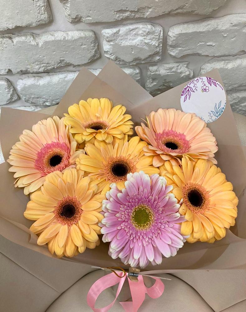 Букет цветов из: Герберы в Бире
