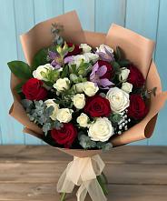 Букет цветов из:  Розы и Альстромерии в Бире