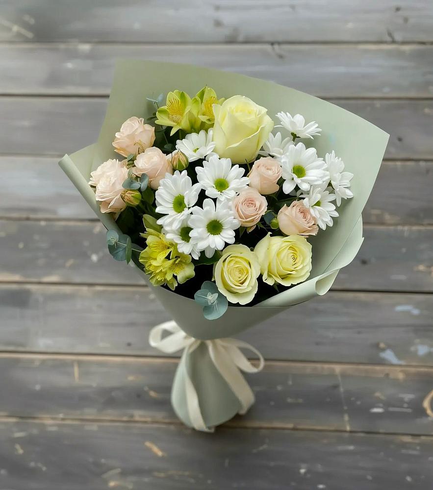 Букет цветов из: Альстромерии, Розы и Хризантемы в Бире