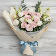 Букет цветов из:  Лизиантусы в Бире