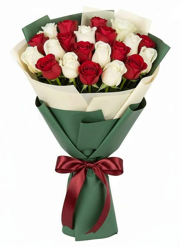 Букет Микс из красных и белых роз в Бире