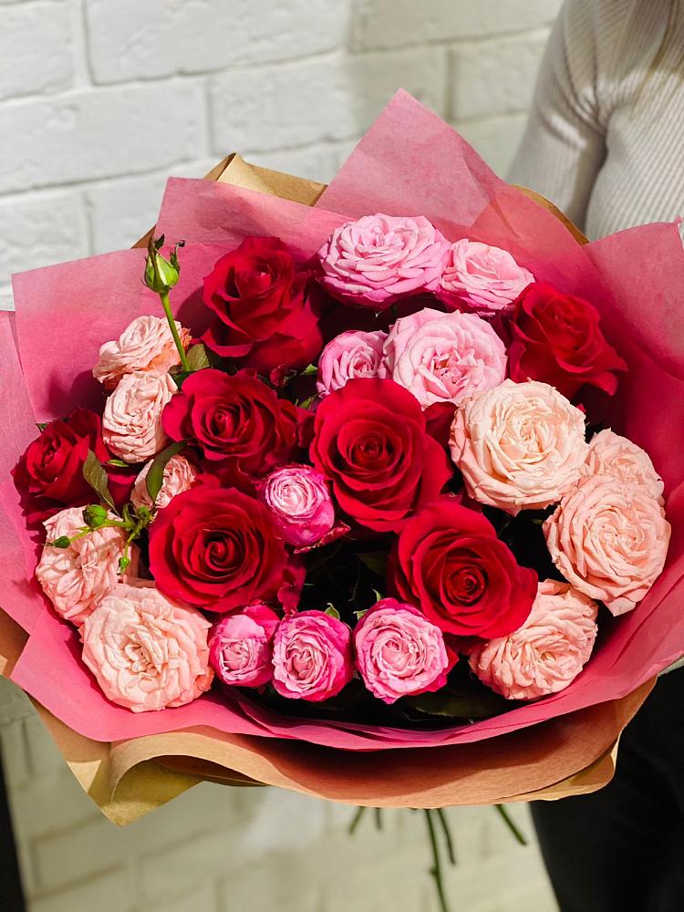 Букет цветов из: Розы в Бире