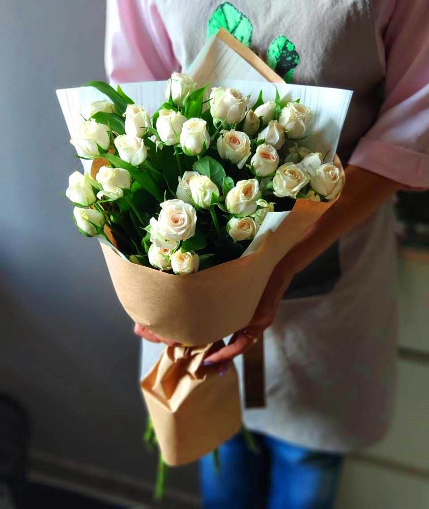 Букет цветов из: Розы в Бире