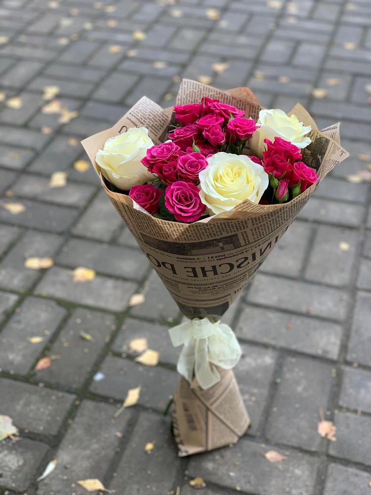 Букет цветов из: Розы в Бире