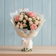 Букет цветов из:  Розы в Бире