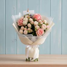 Букет цветов из:  Розы в Бире