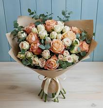 Букет цветов из:  Альстромерии и Розы в Бире